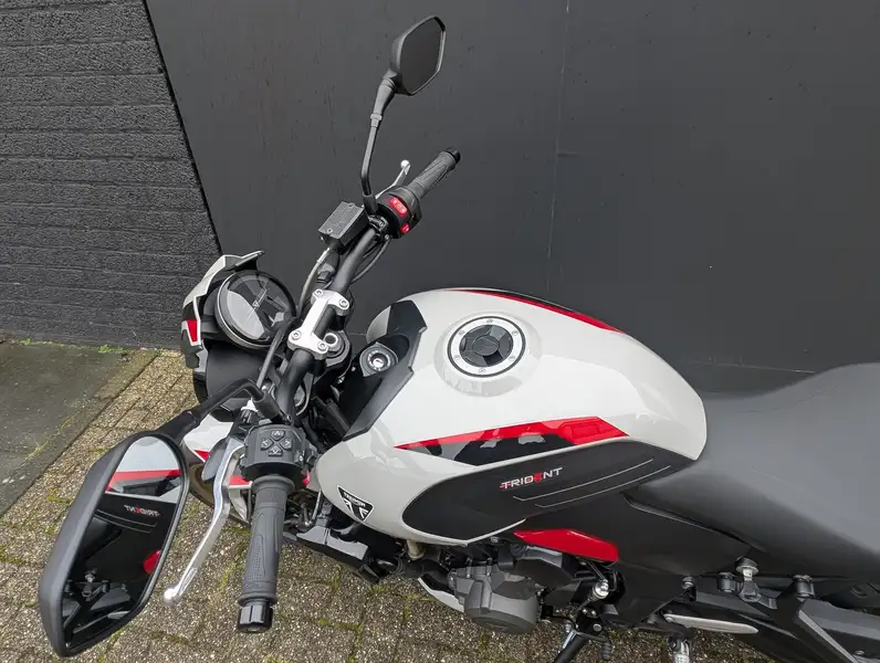 Triumph Trident 800 NEW - foto 5