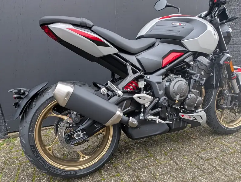 Triumph Trident 800 NEW - foto 7
