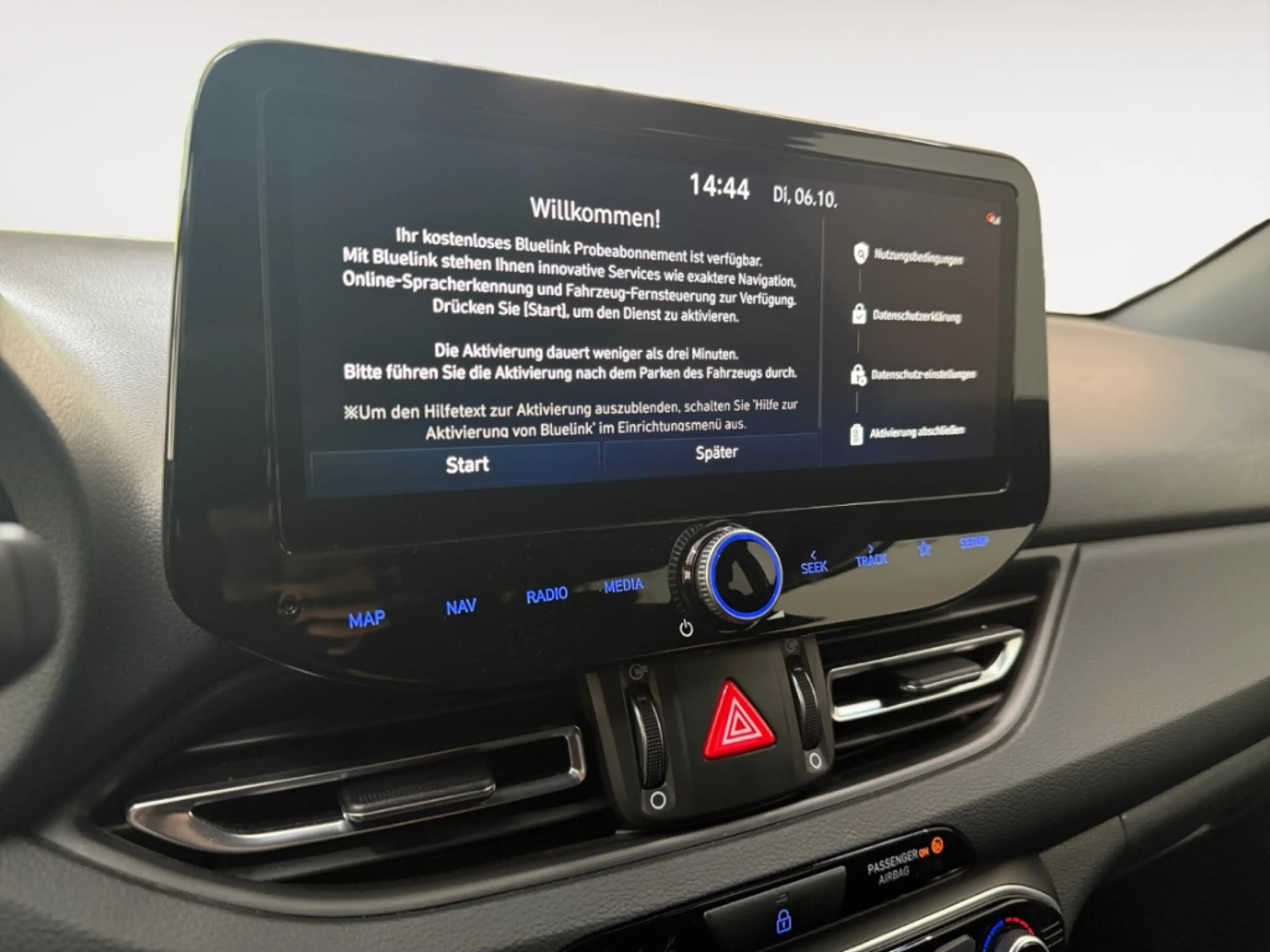 Hyundai i30 Advantage AUTOMATIK NAV LED DIG-DISPLAY KAMERA ACC — photo 10