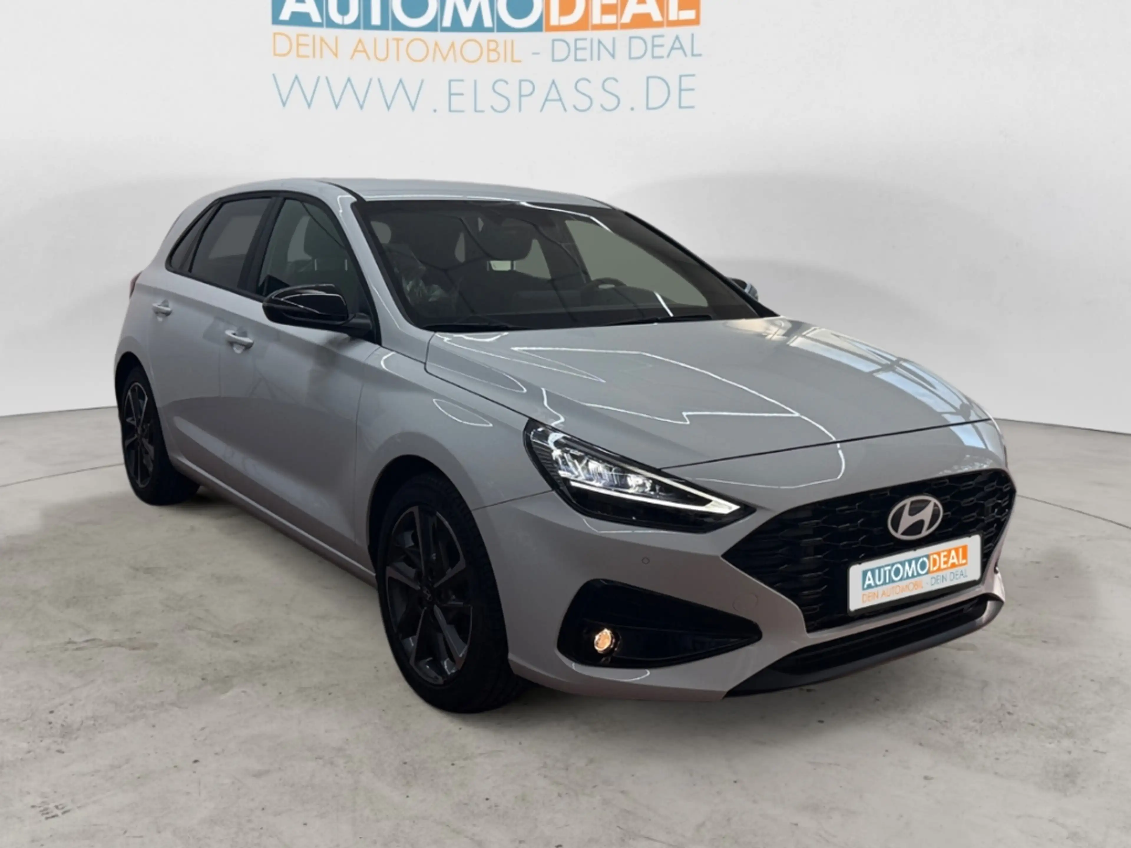 Hyundai i30 Advantage AUTOMATIK NAV LED DIG-DISPLAY KAMERA ACC — photo 4