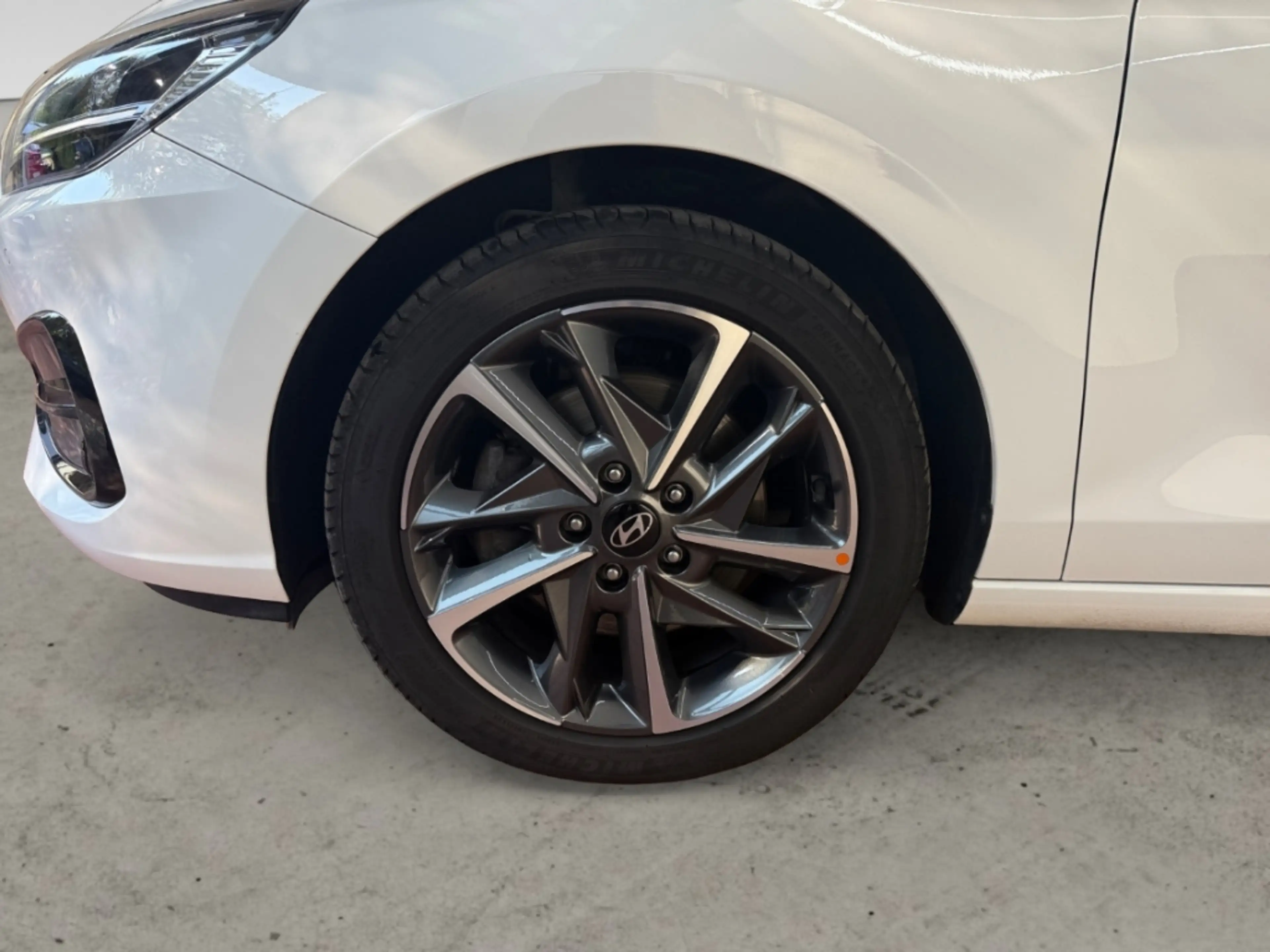 Hyundai i30 Advantage AUTOMATIK NAV LED DIG-DISPLAY KAMERA ACC — photo 14