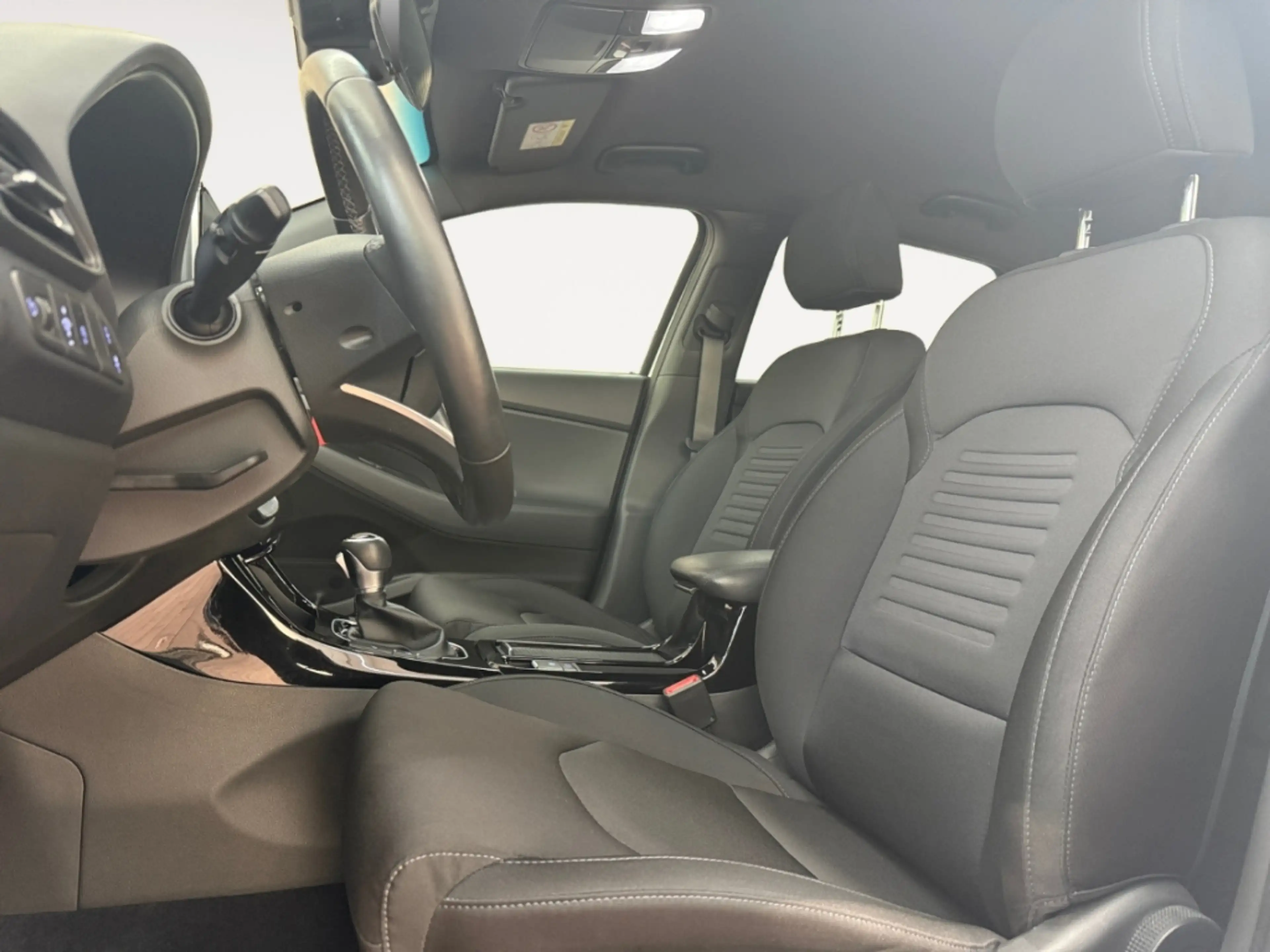 Hyundai i30 Advantage AUTOMATIK NAV LED DIG-DISPLAY KAMERA ACC — photo 9