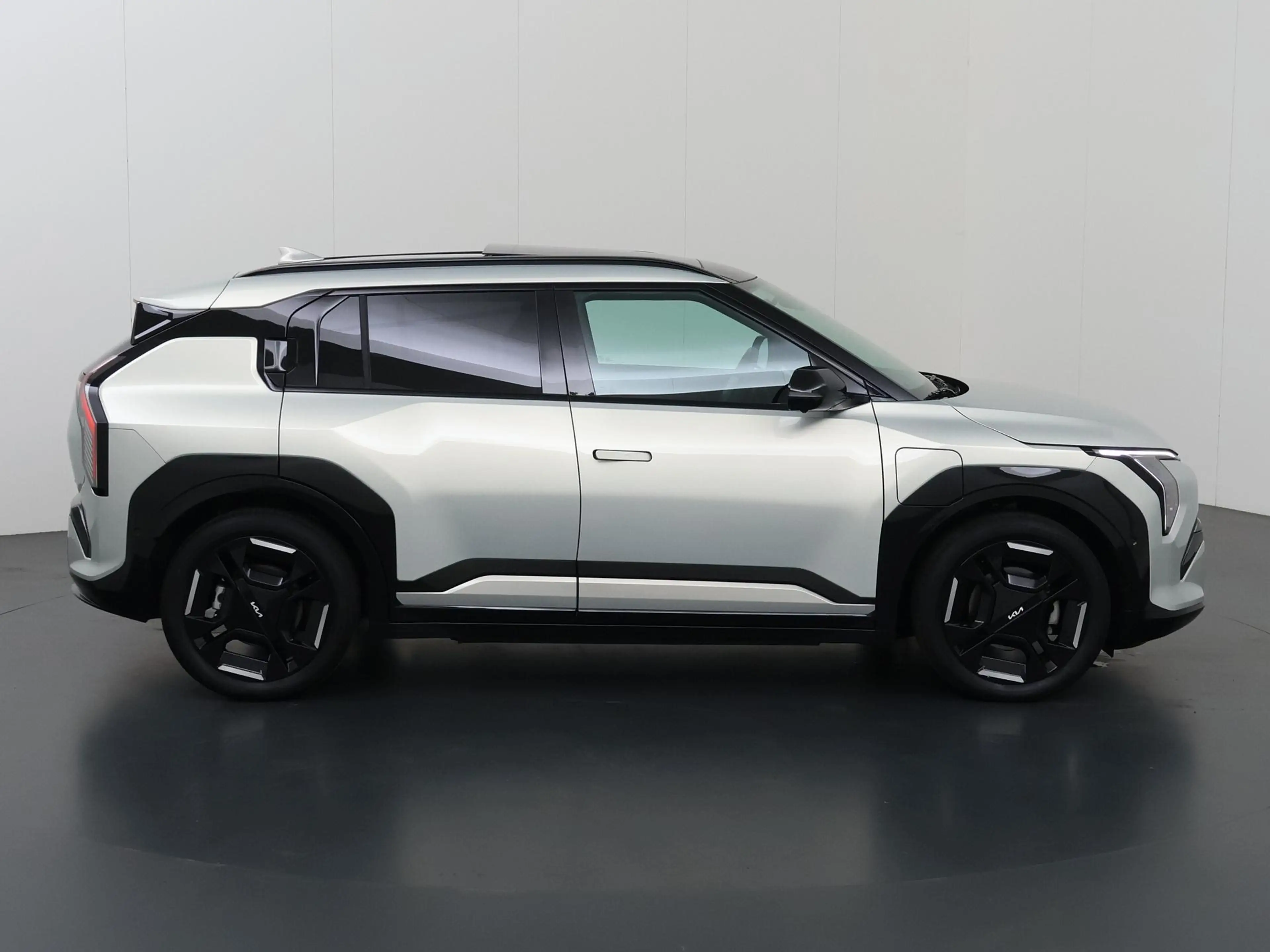 Kia EV3 GT-PlusLine 81.4 kWh | Panoramaschuifdak  | 360 Ca — photo 6