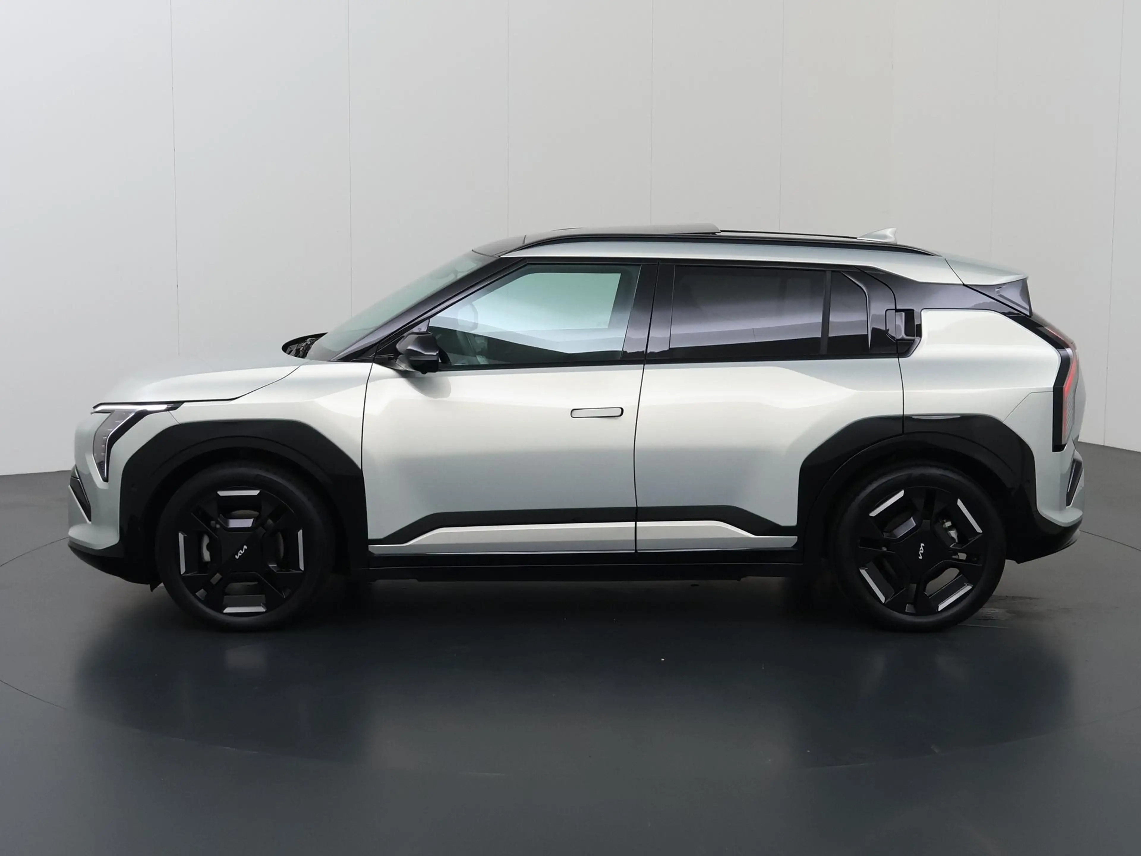 Kia EV3 GT-PlusLine 81.4 kWh | Panoramaschuifdak  | 360 Ca — photo 5