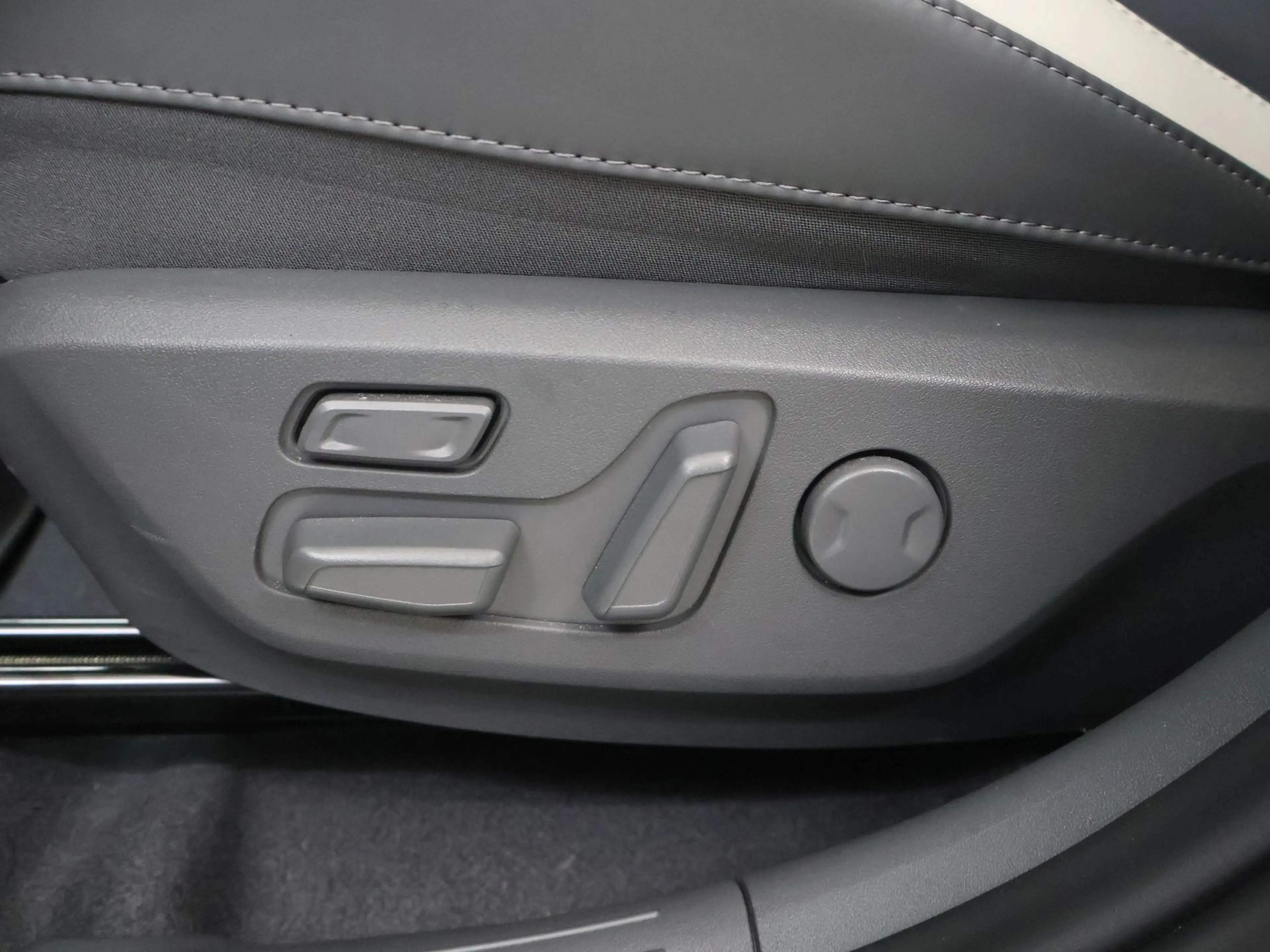 Kia EV3 GT-PlusLine 81.4 kWh | Panoramaschuifdak  | 360 Ca — photo 13