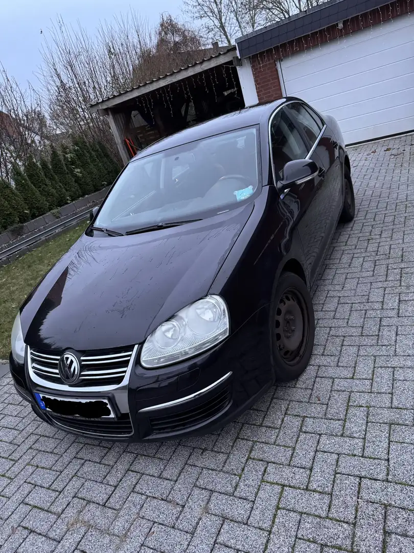 Volkswagen Jetta 1.9 TDI Comfortline - 1