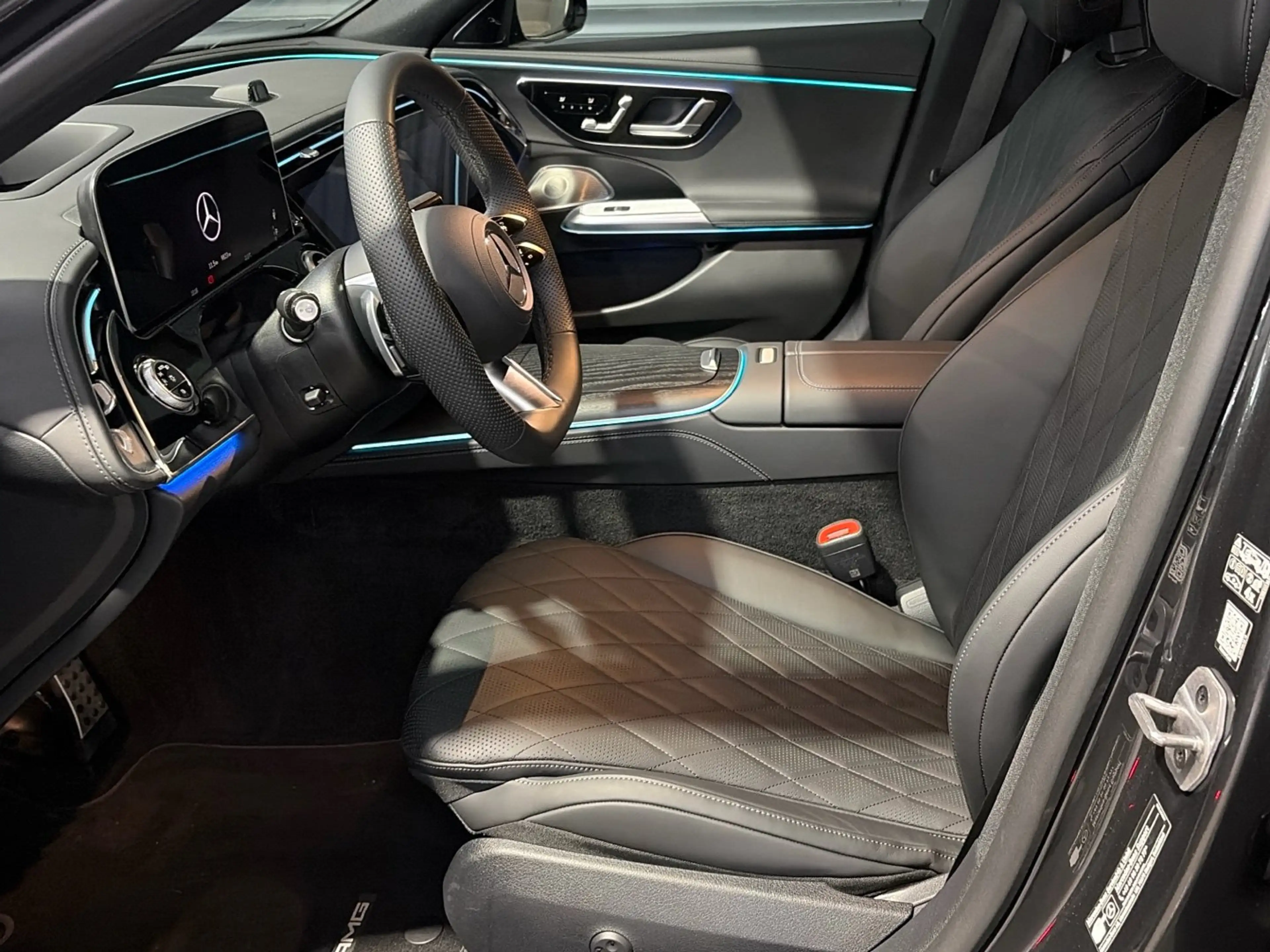 Mercedes-Benz E 450 d 4M T AMG Night Distronic Digital-Light — photo 12