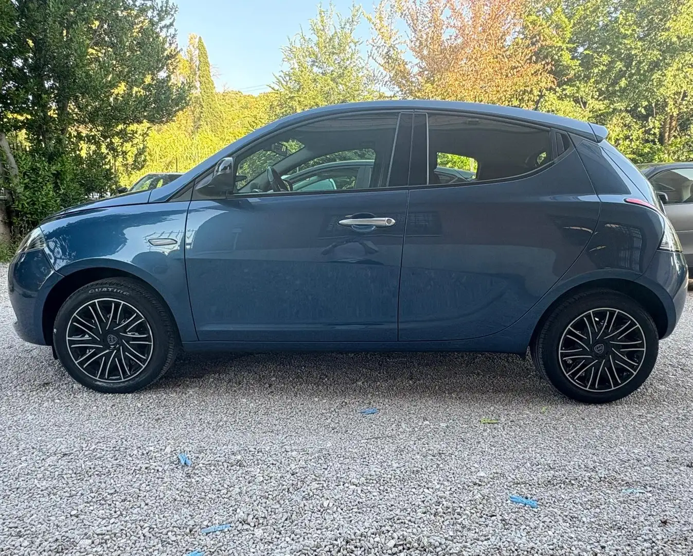 Lancia Ypsilon Ypsilon 1.0 firefly hybrid Gold Blu/Azzurro - 2