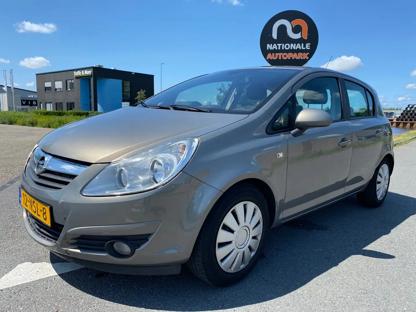 Opel Corsa 1.3 CDTi EcoFlex S/S Cosmo Marrón - 1