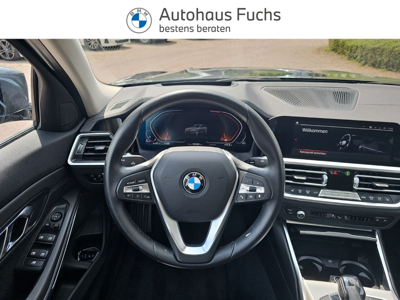 BMW 320 d xDrive LuxuryLine Schiebedach DrivAss RFK Sports — photo 9