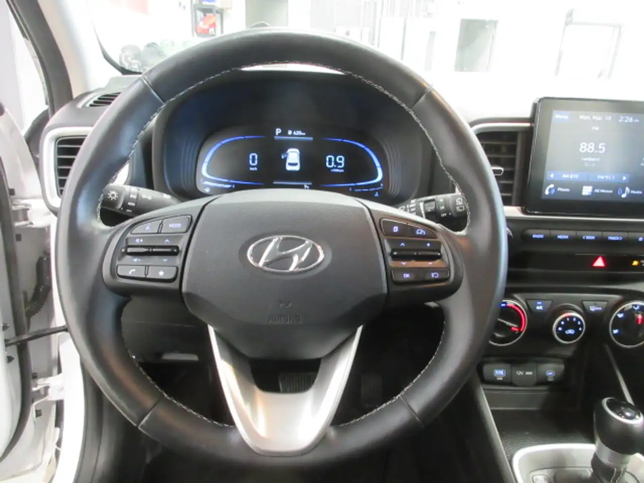 Hyundai Venue снимка Hyundai Venue