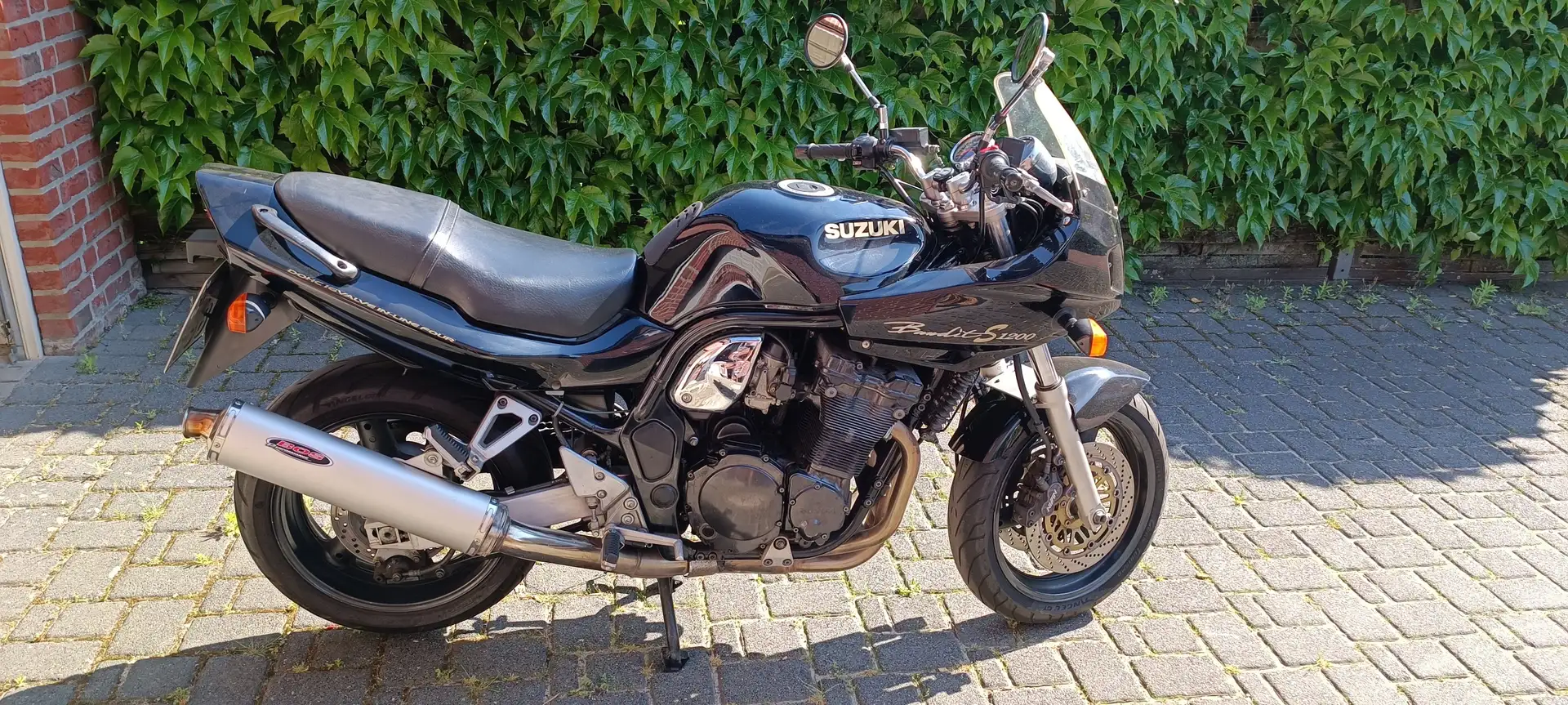 Suzuki Bandit 1200 Negru - 1