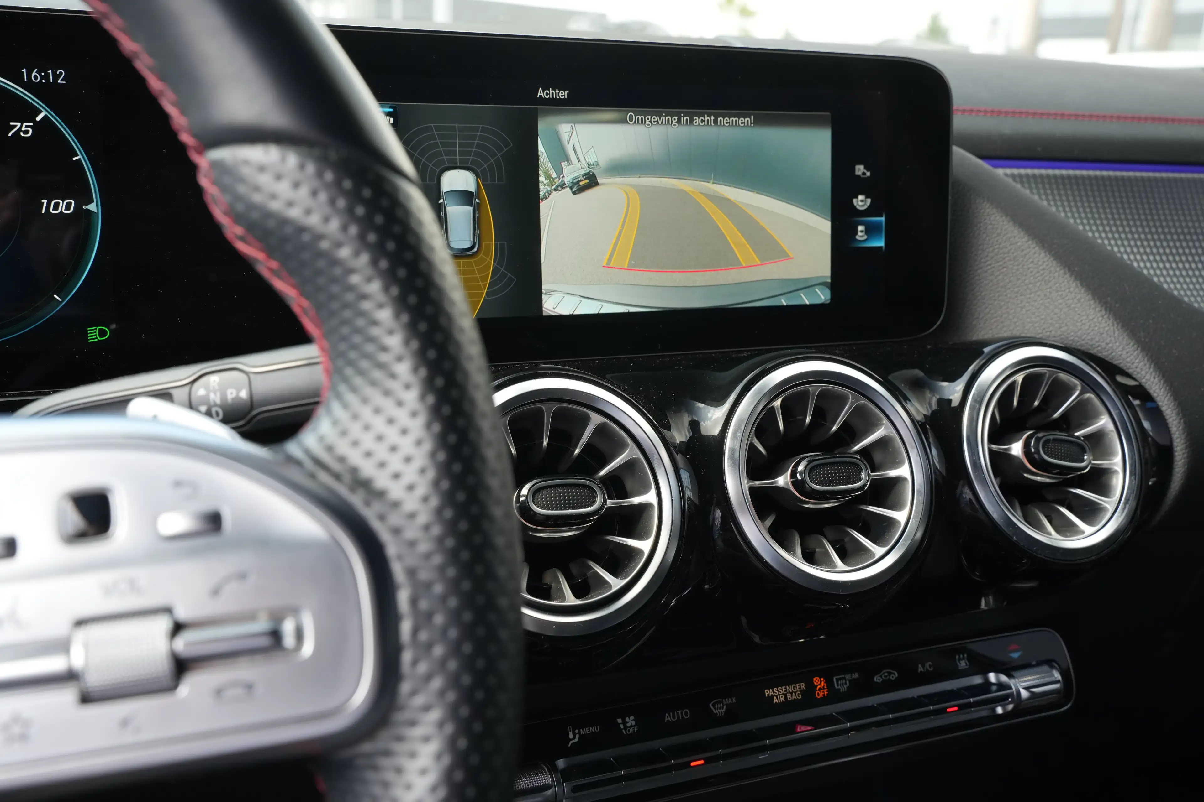 Mercedes-Benz EQA 250 AMG Line 190PK | AMG Styling | Achteruitrijcamera — photo 9