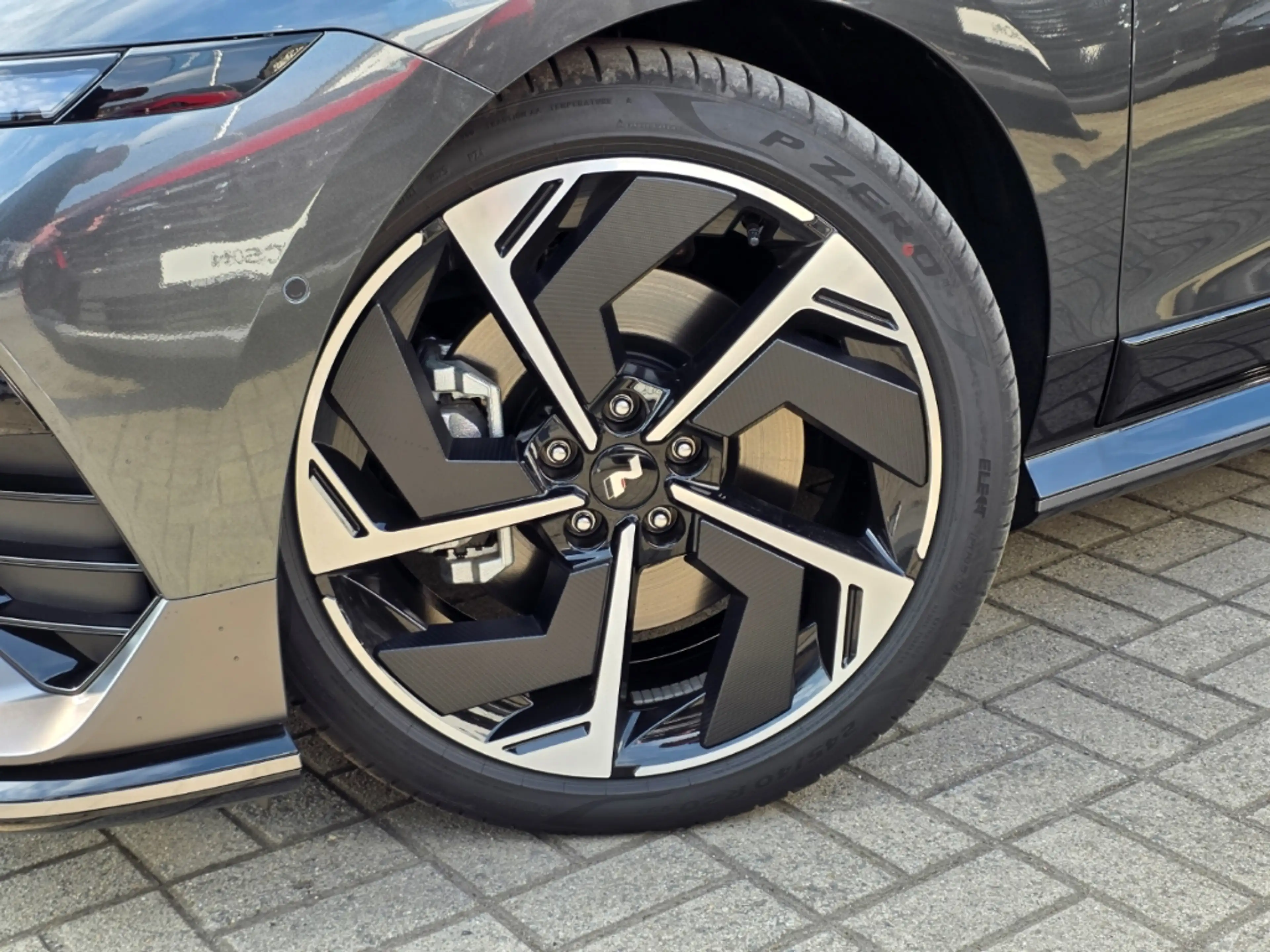 Hyundai IONIQ 6 FL 84 kWh 4WD N LINE X MY26, BOSE, Matrix-LED, 360 — photo 5