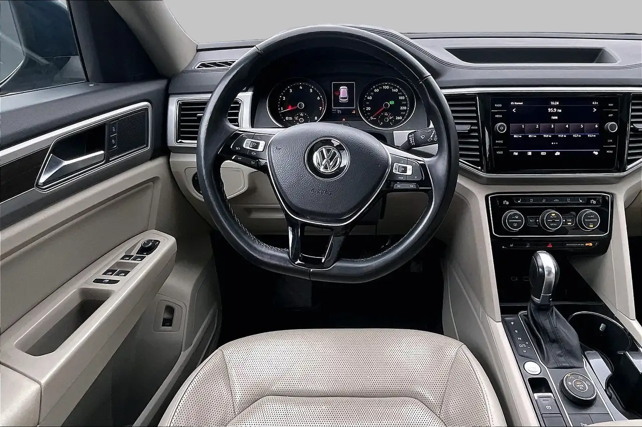 Volkswagen Atlas снимка Volkswagen Atlas