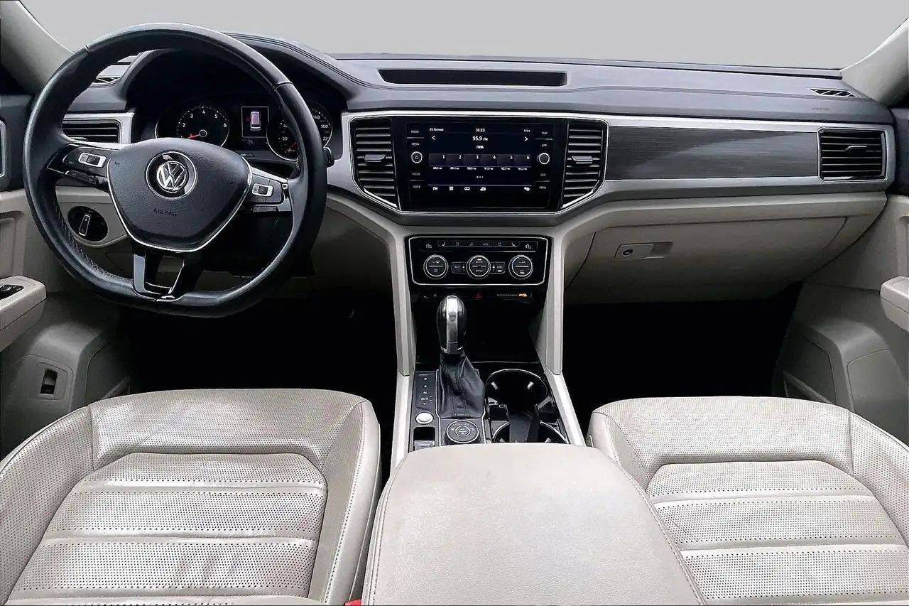 Volkswagen Atlas снимка Volkswagen Atlas
