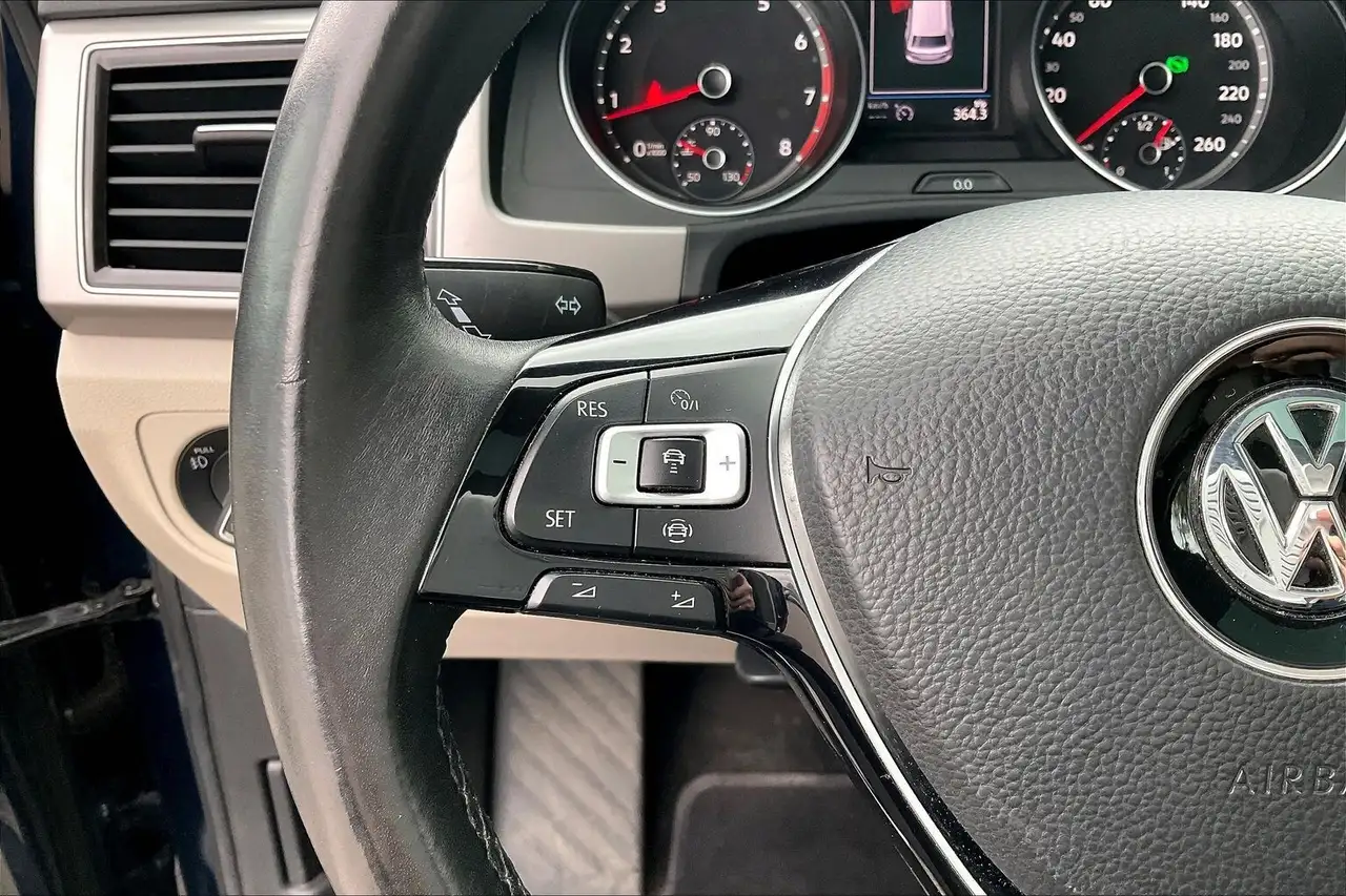 Volkswagen Atlas снимка Volkswagen Atlas