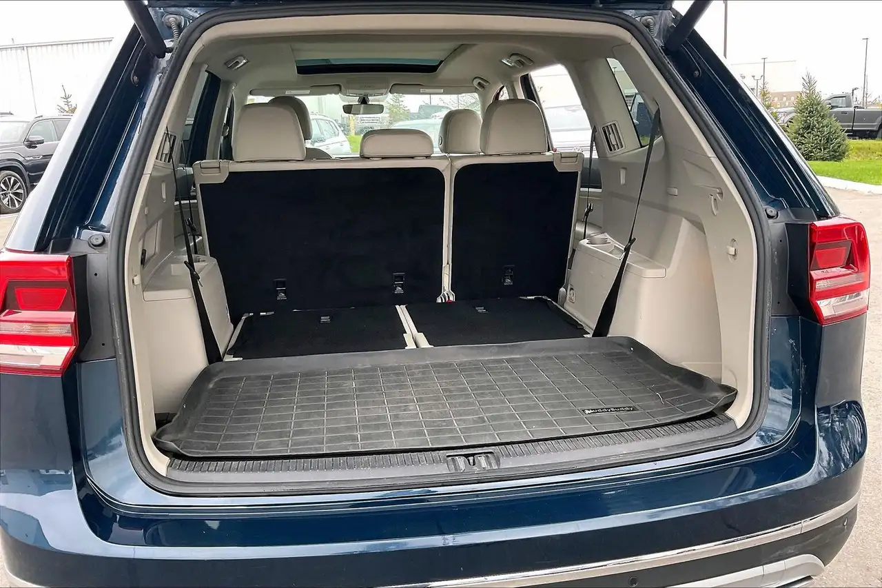 Volkswagen Atlas снимка Volkswagen Atlas