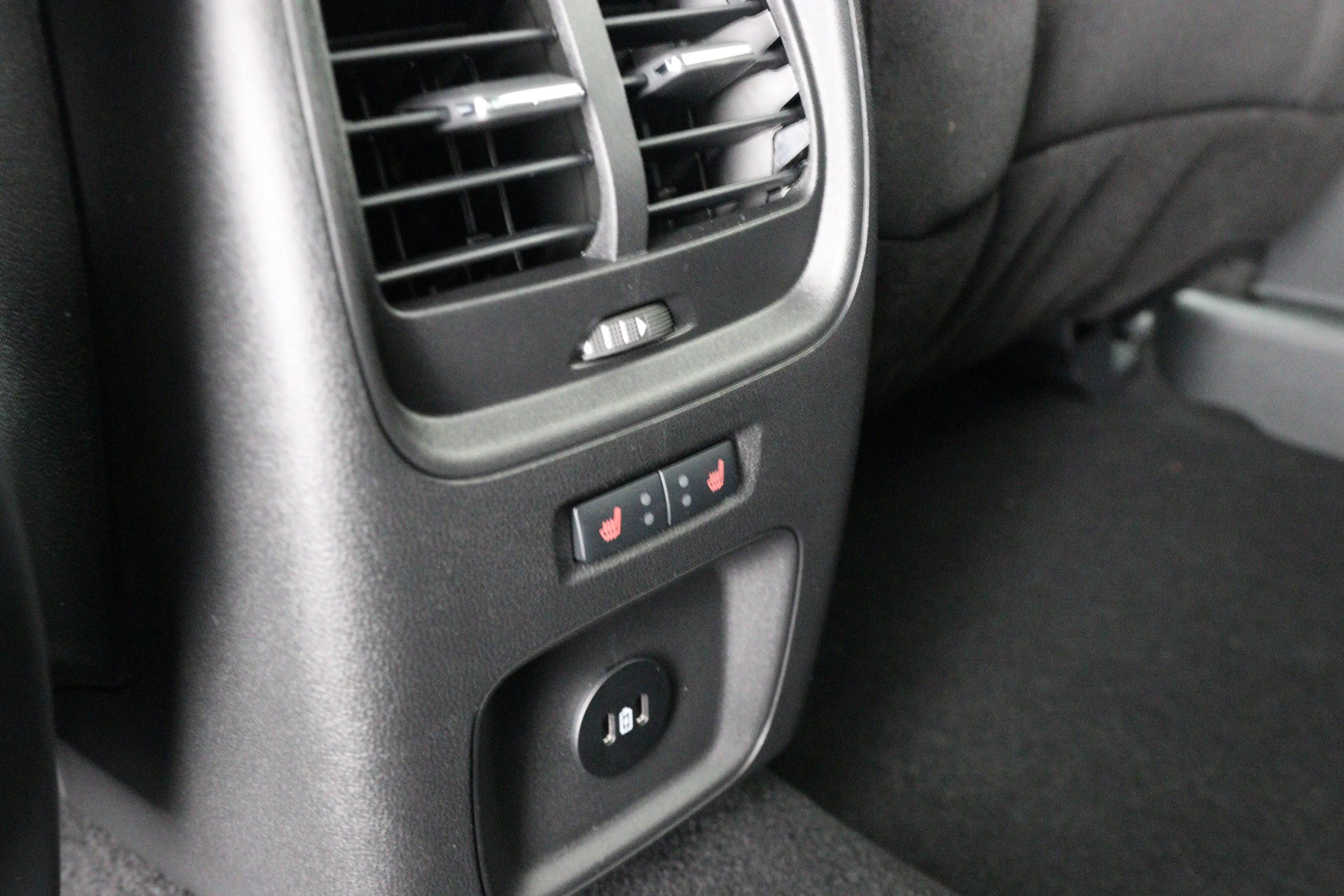 Ford Kuga 2.5 PHEV ST-Line | Trekhaak Elektrisch | Cruise Co — photo 23