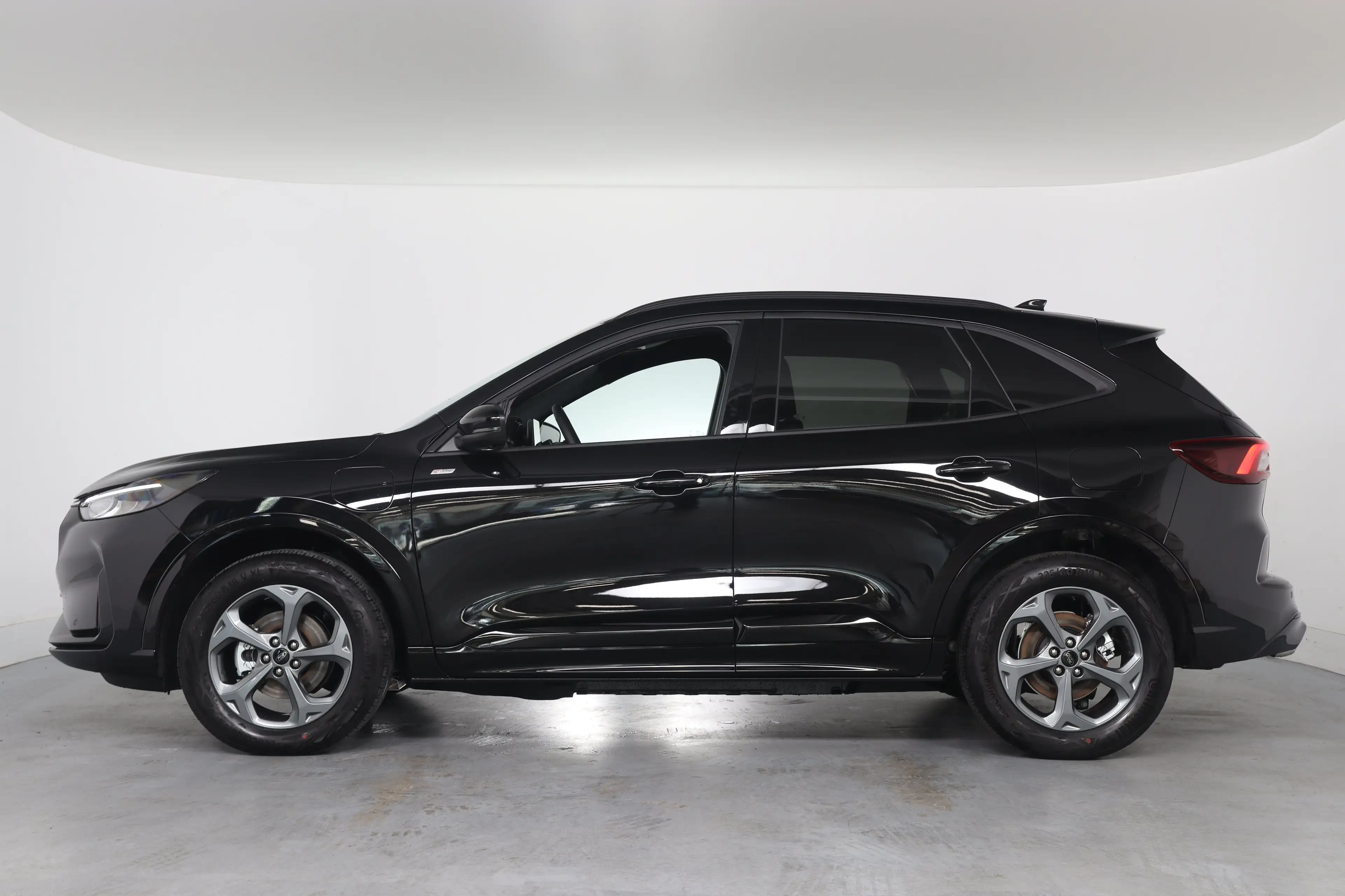 Ford Kuga 2.5 PHEV ST-Line | Trekhaak Elektrisch | Cruise Co — photo 2