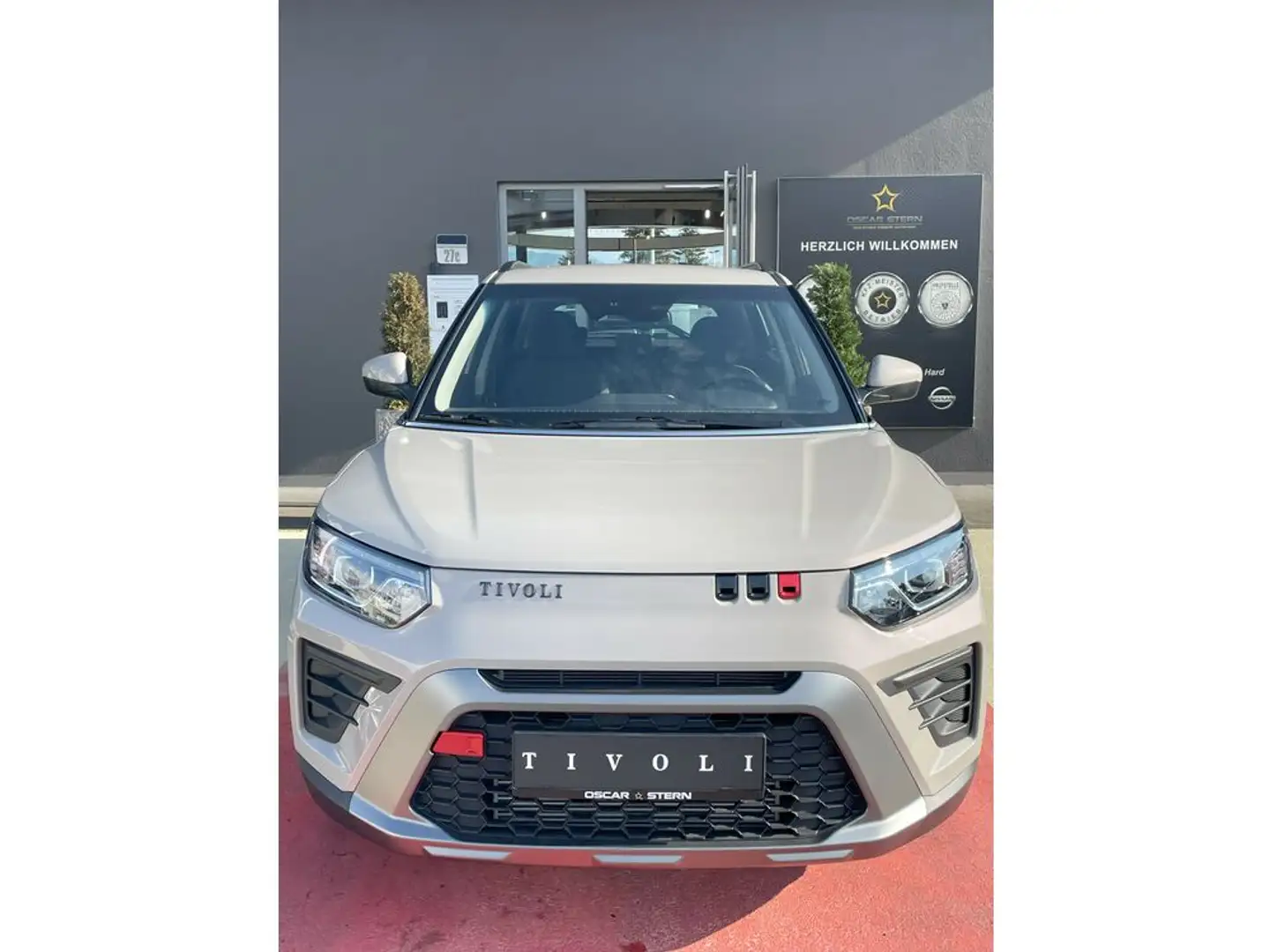 KGM Tivoli KGM 1.5 GDI Style Automatik Grau - 2