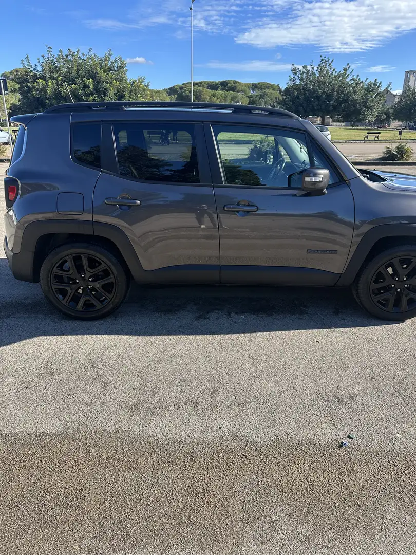 Jeep Renegade Down of justice - 2