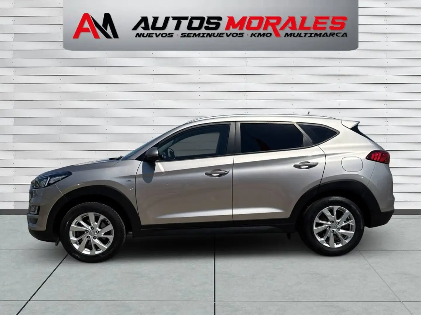 Hyundai TUCSON 1.6CRDI 48V SLE 4x2 Gris - 2