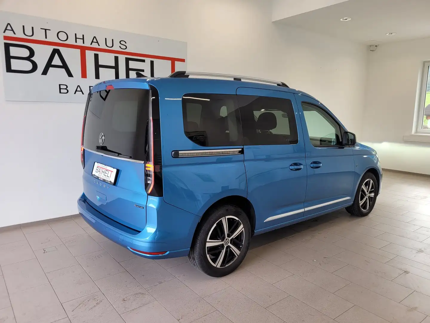 Volkswagen Caddy Style TDI 4MOTION Bleu - 2