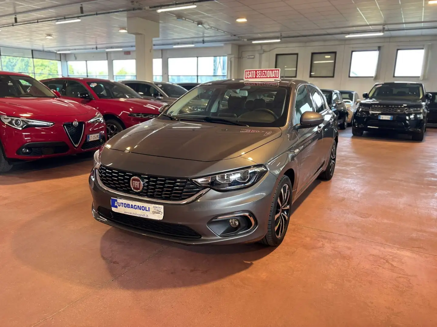 Fiat Tipo LOUNGE 1.4 5 porte 28000 KM Grigio - 1