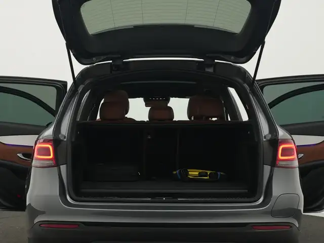 Mercedes-Benz GLC view 17