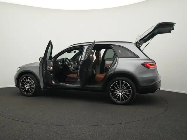 Mercedes-Benz GLC view 16