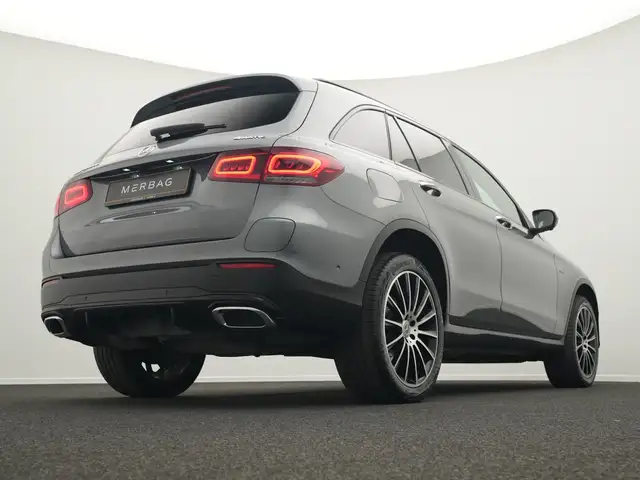 Mercedes-Benz GLC view 11