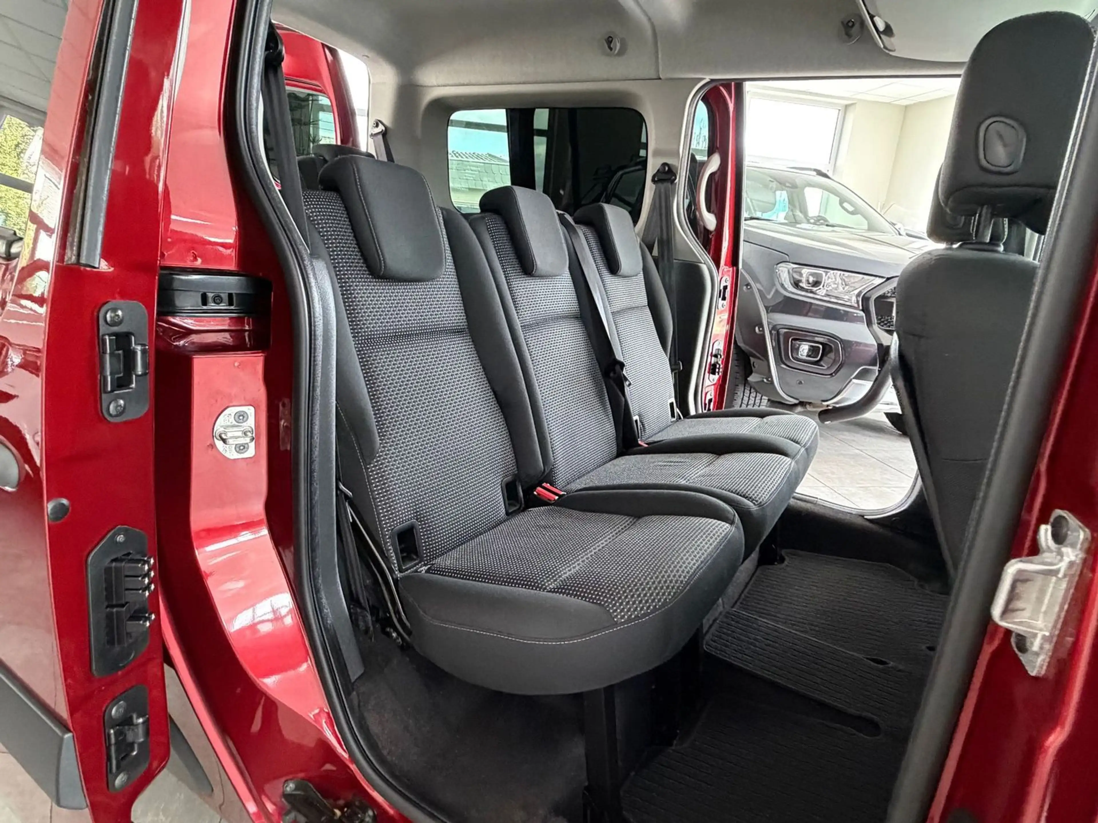 Mercedes-Benz Citan CDI extralang Edition/7-Sitzer/Kamera — photo 10