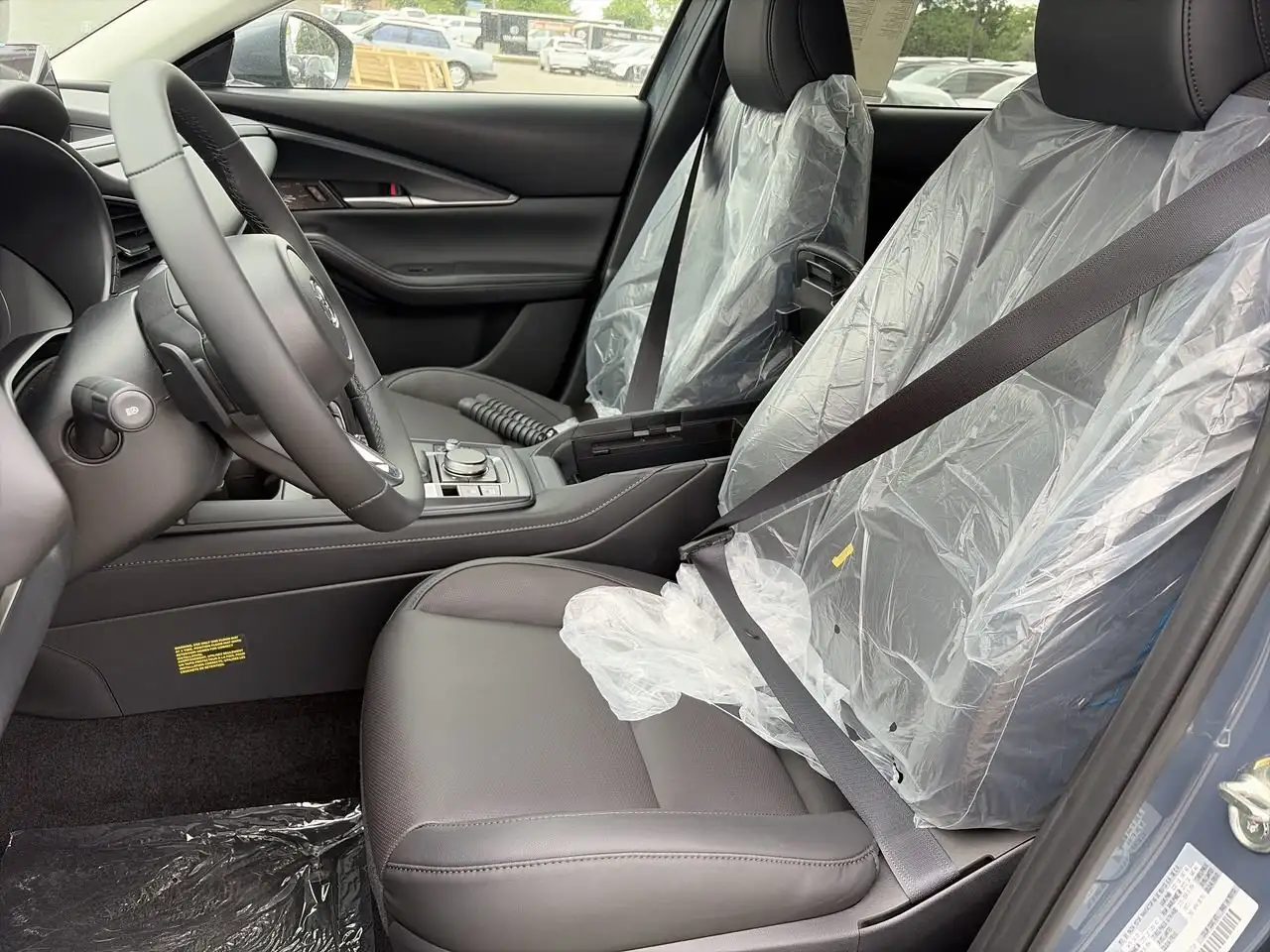 Mazda CX-30 photo Mazda CX-30