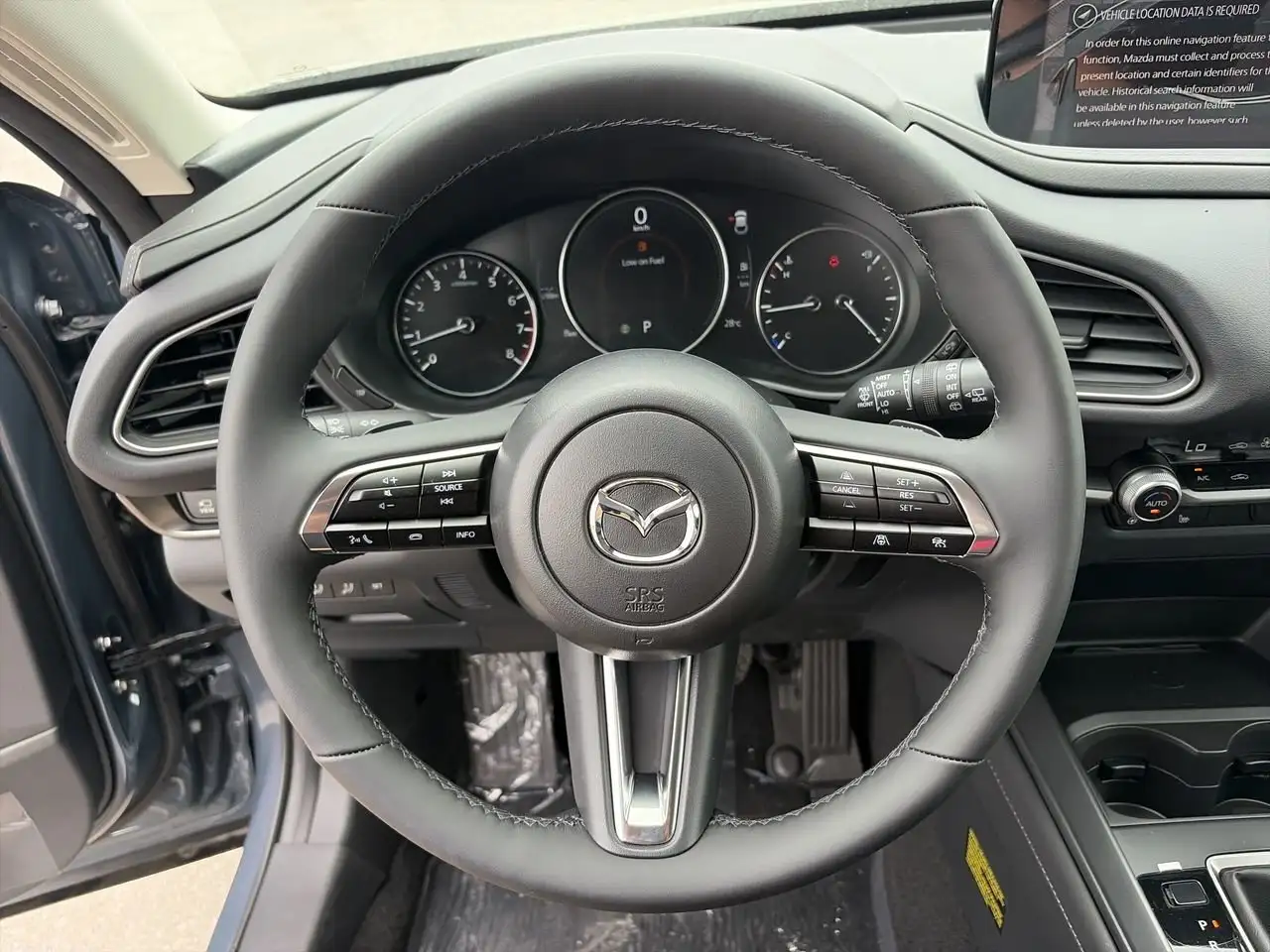 Mazda CX-30 photo Mazda CX-30