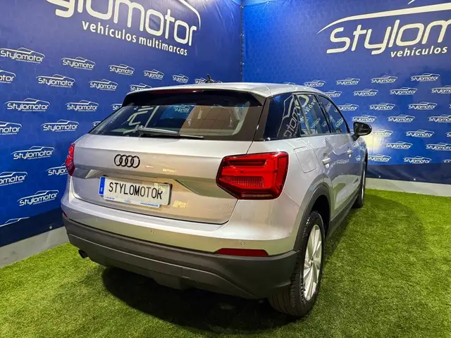 Audi Q2 view 16