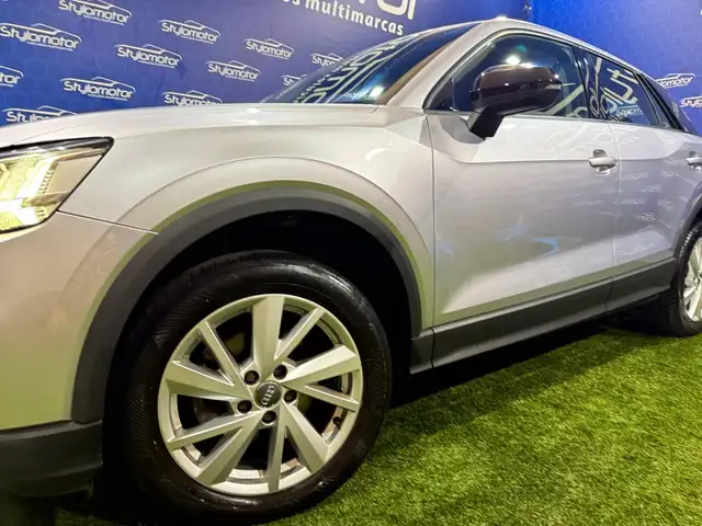 Audi Q2 view 11