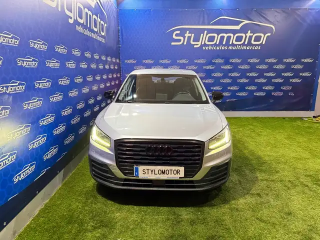 Audi Q2 view 26