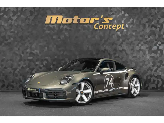 2025 Porsche 911 in Green for sale