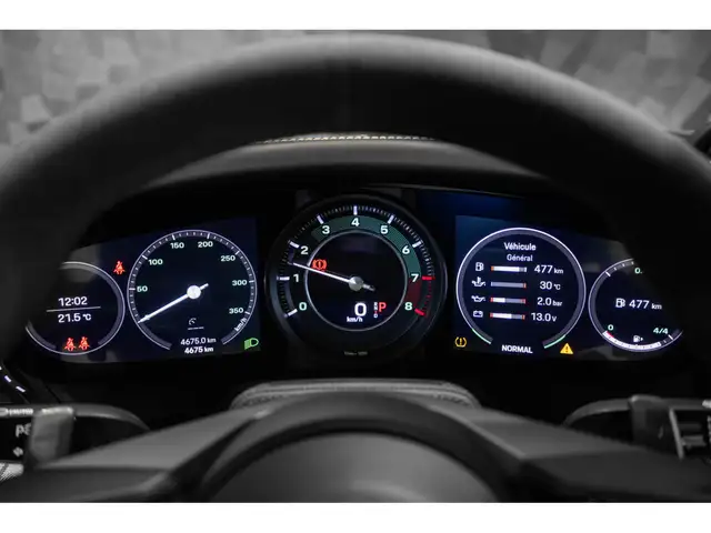 Porsche 911 view 14