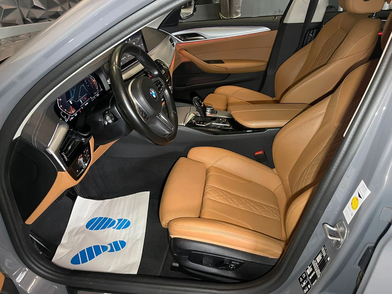 BMW 530 dTouring xDrive, Laser,Head-up, Standheizung — photo 14