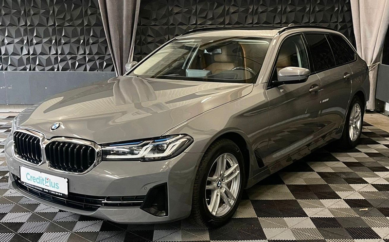 BMW 530 dTouring xDrive, Laser,Head-up, Standheizung — photo 3