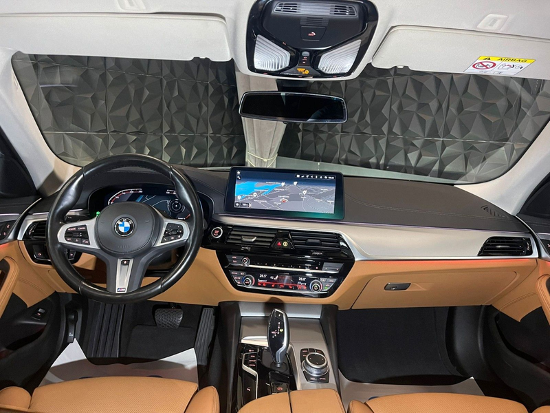 BMW 530 dTouring xDrive, Laser,Head-up, Standheizung — photo 11