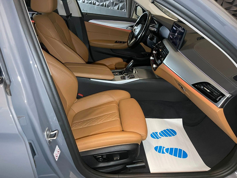 BMW 530 dTouring xDrive, Laser,Head-up, Standheizung — photo 15