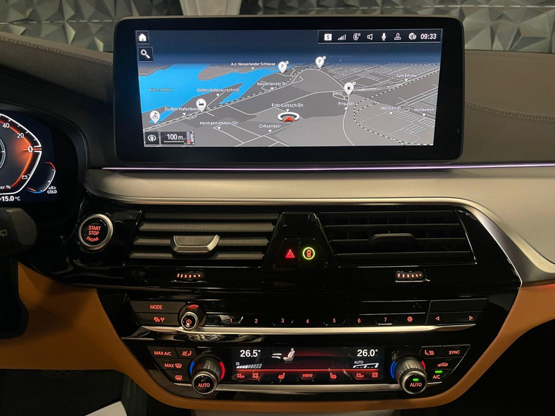 BMW 530 dTouring xDrive, Laser,Head-up, Standheizung — photo 13