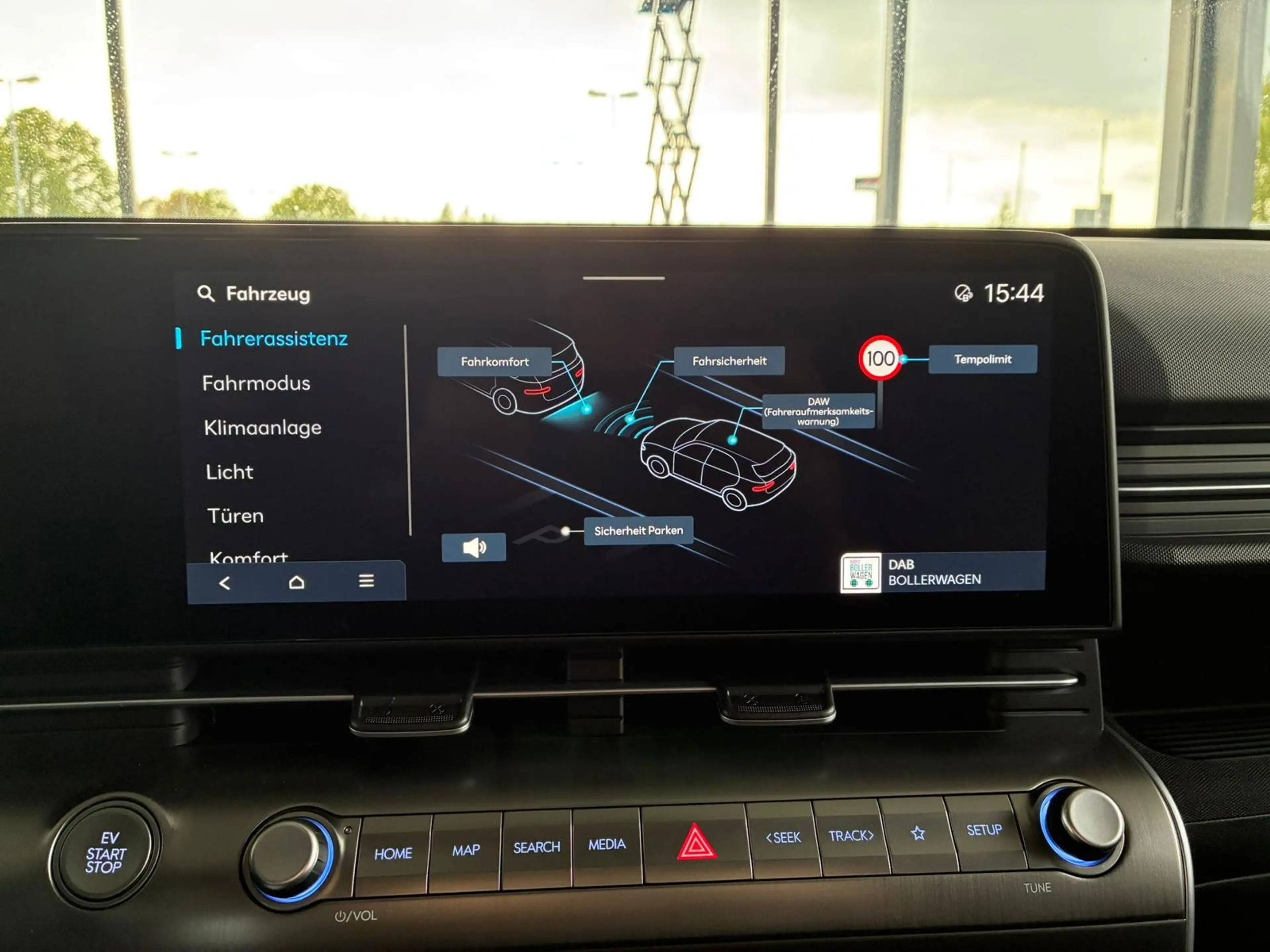 Hyundai KONA Elektro Comfort Plus 48,6 kWh MY26 / ACC / PDC V.+ — photo 10