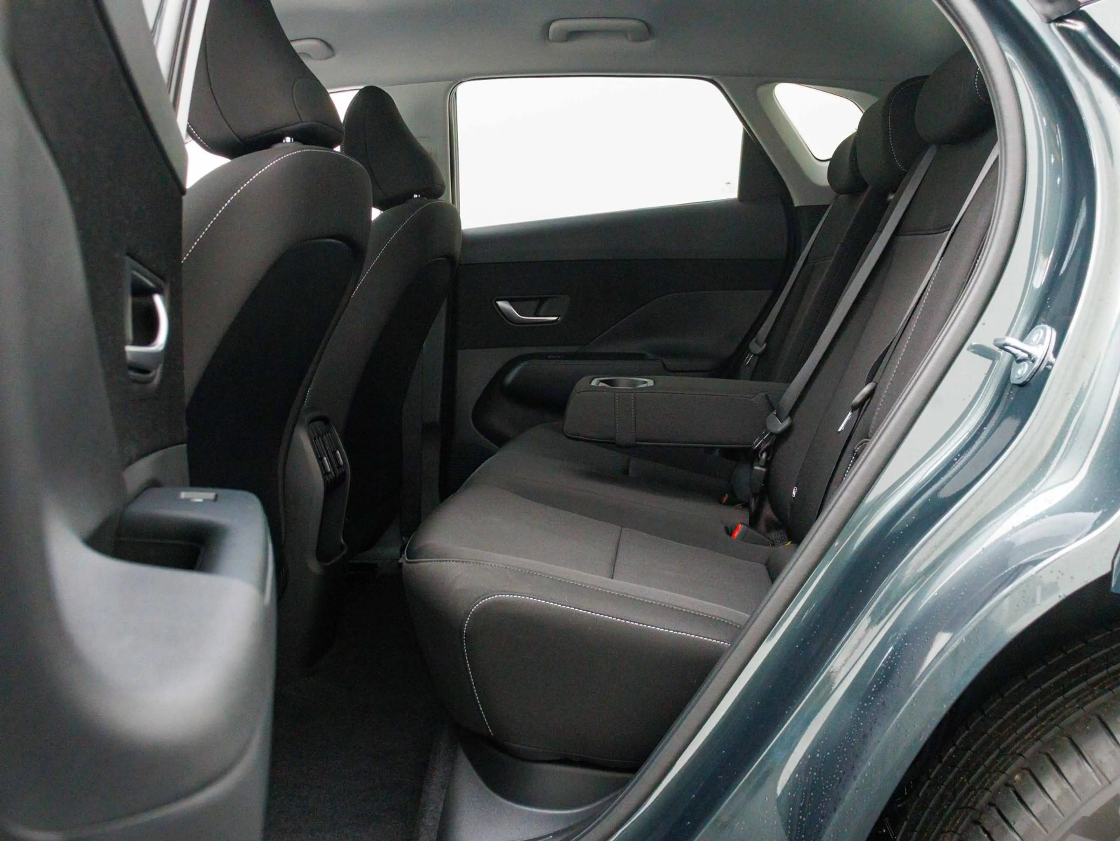 Hyundai KONA Elektro Comfort Plus 48,6 kWh MY26 / ACC / PDC V.+ — photo 2