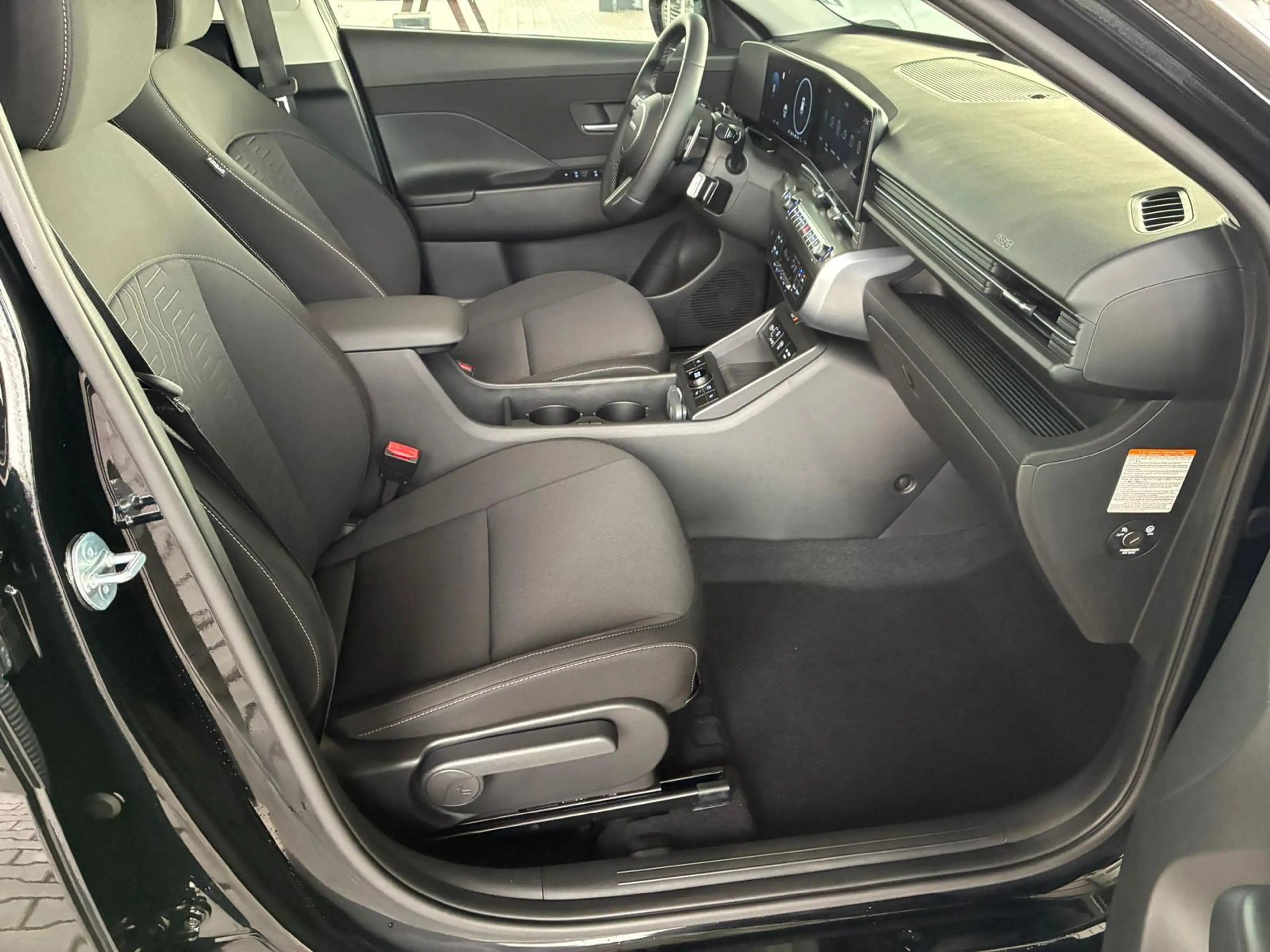 Hyundai KONA Elektro Comfort Plus 48,6 kWh MY26 / ACC / PDC V.+ — photo 5