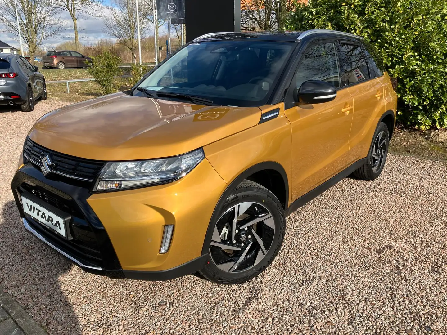 Suzuki Vitara 1.4 COMFORT+ ALLGRIP Jaune - 1