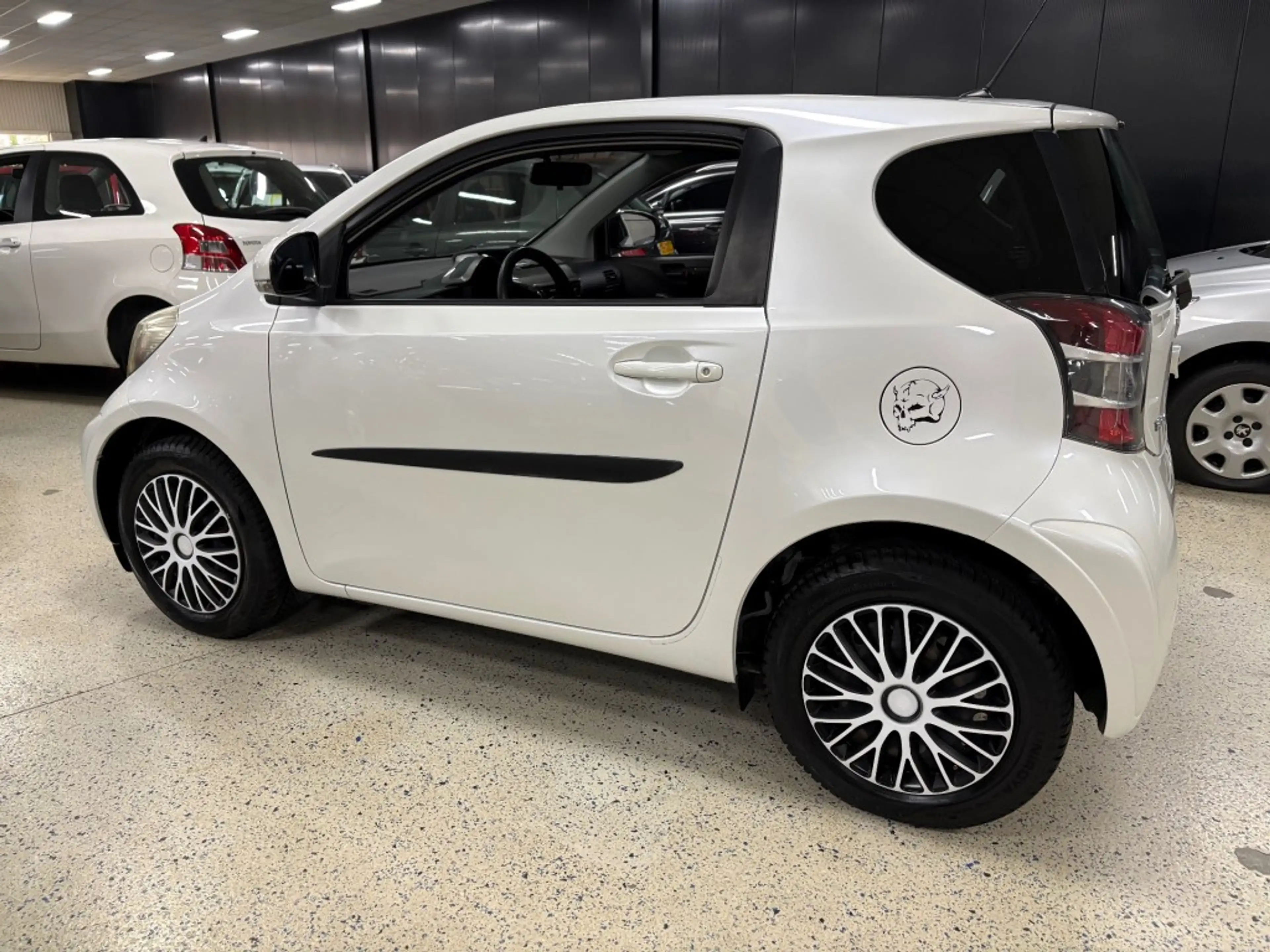 Toyota iQ 1.0 VVTI Stuurbekrachtiging Elec. Pakket AUX NAP — photo 15